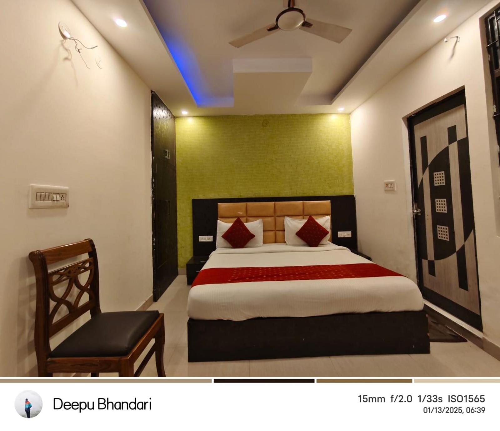 Hotel Infinity International Near Igi Airport Nueva Delhi Exterior foto